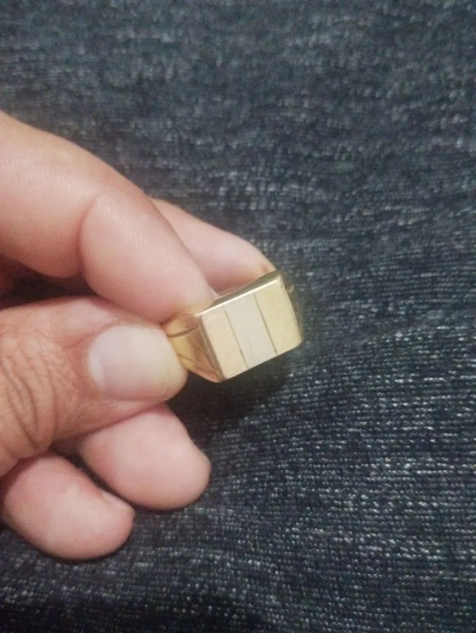 Lindo anel em ouro 18 k nao vendo na grama peça  - Foto 2