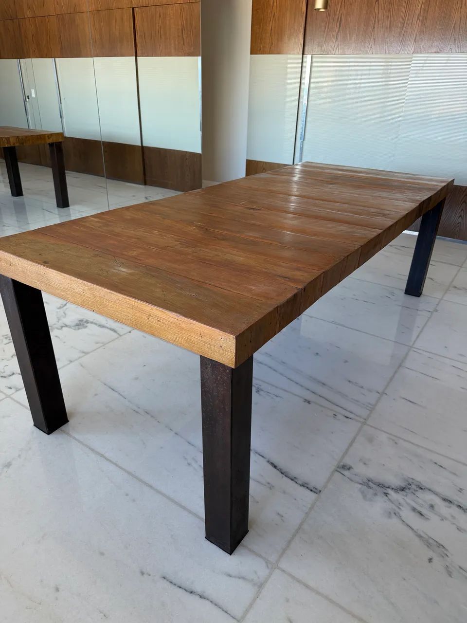 Mesa de madeira maciça 2,80x1,05m