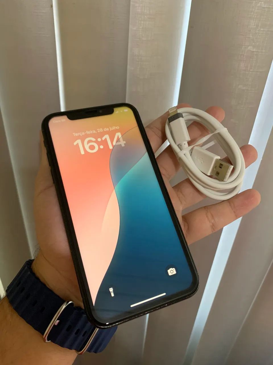 iPhone XR Black 256 GB - Foto 2