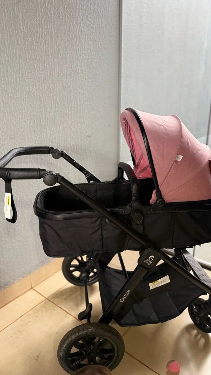 Carrinho de bebê com bebê conforto  - Foto 4