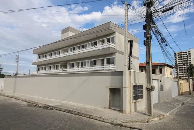 Apartamento de 2 Quartos com 35m² Próximo à Av. Washington Soares