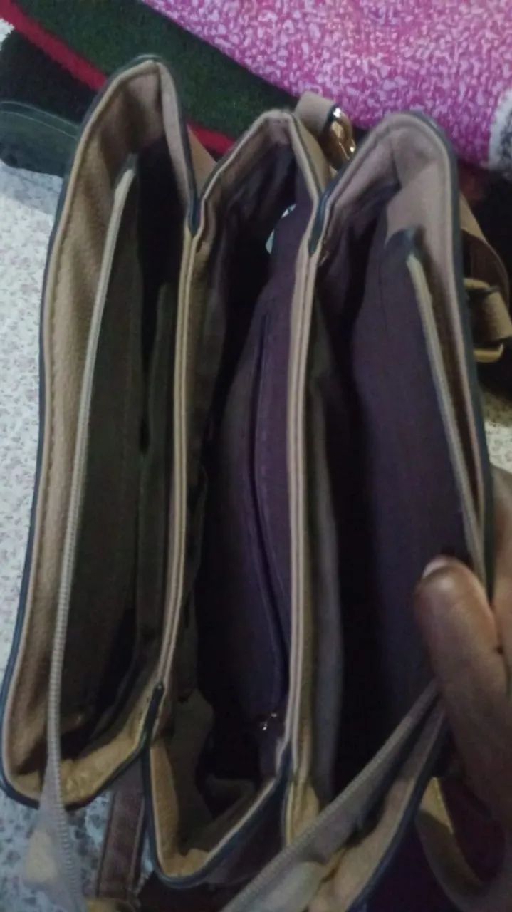 Bolsa Feminina Charles & Keith Caramelo - Elegante, Sofisticada e Atemporal! ? - Foto 3
