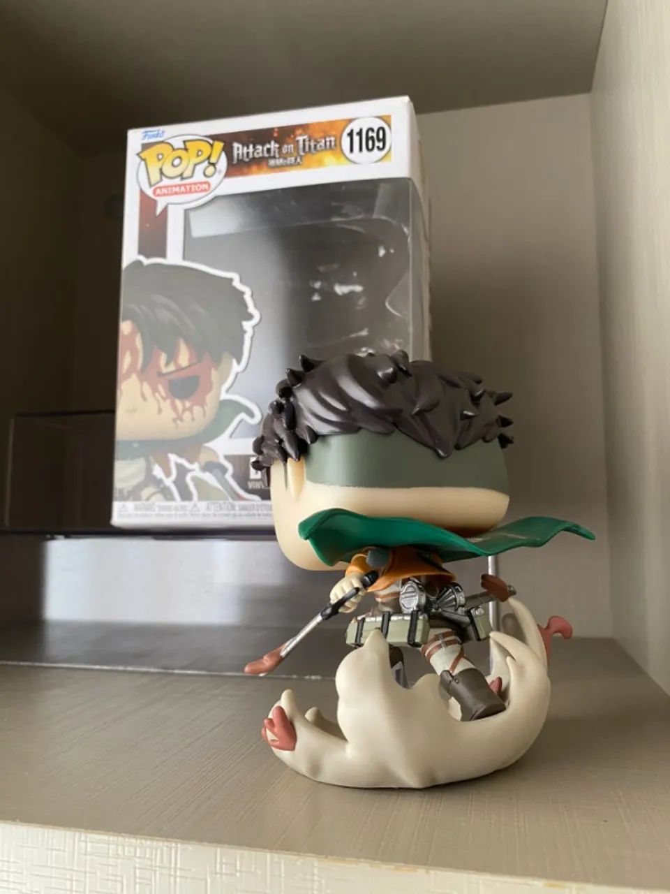 Funko Pop Battle Levi #1169 Attack on Titan (exclusive) - Hobbies