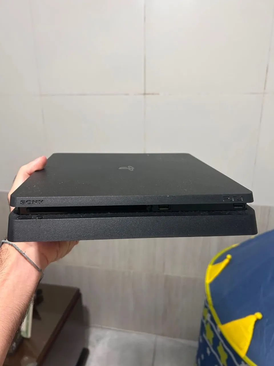 PlayStation 4 Slim - Foto 3