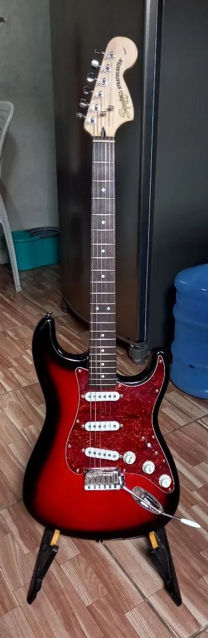 squier stratocaster standard