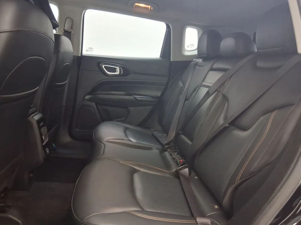 Jeep Compass LIMITED T270 1.3 TB 4x2 Flex Aut, foto 17 de 18
