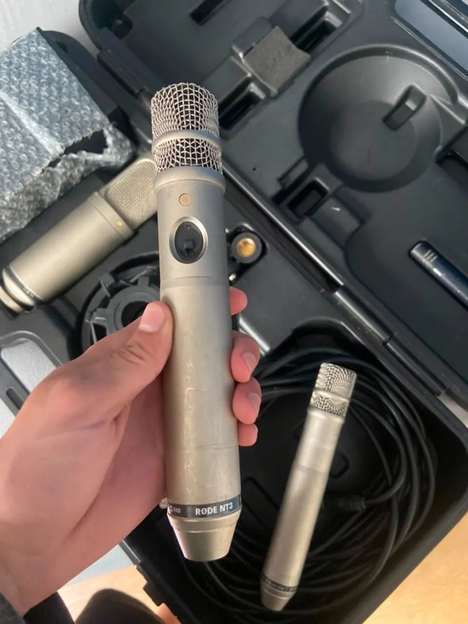 Kit Profissional RØDE K2 + 2x RØDE NT3 + Fonte Original + Shock