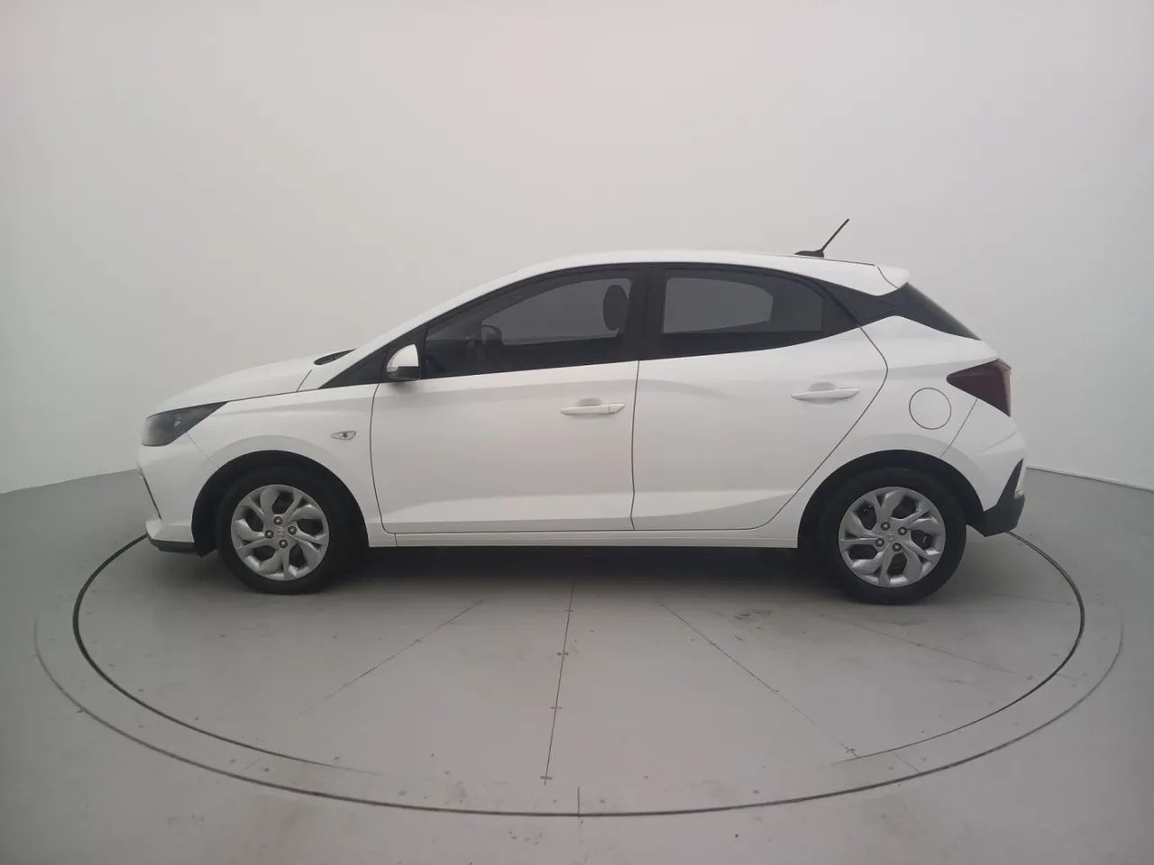 Hyundai HB20 Comfort 1.0 Flex 12V Mec., foto 2 de 18