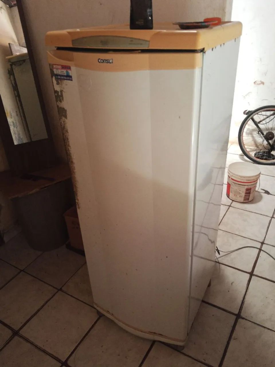 Vendo geladeira 
