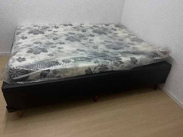 Cama casal box baú com colchão com plástico  - Foto 4