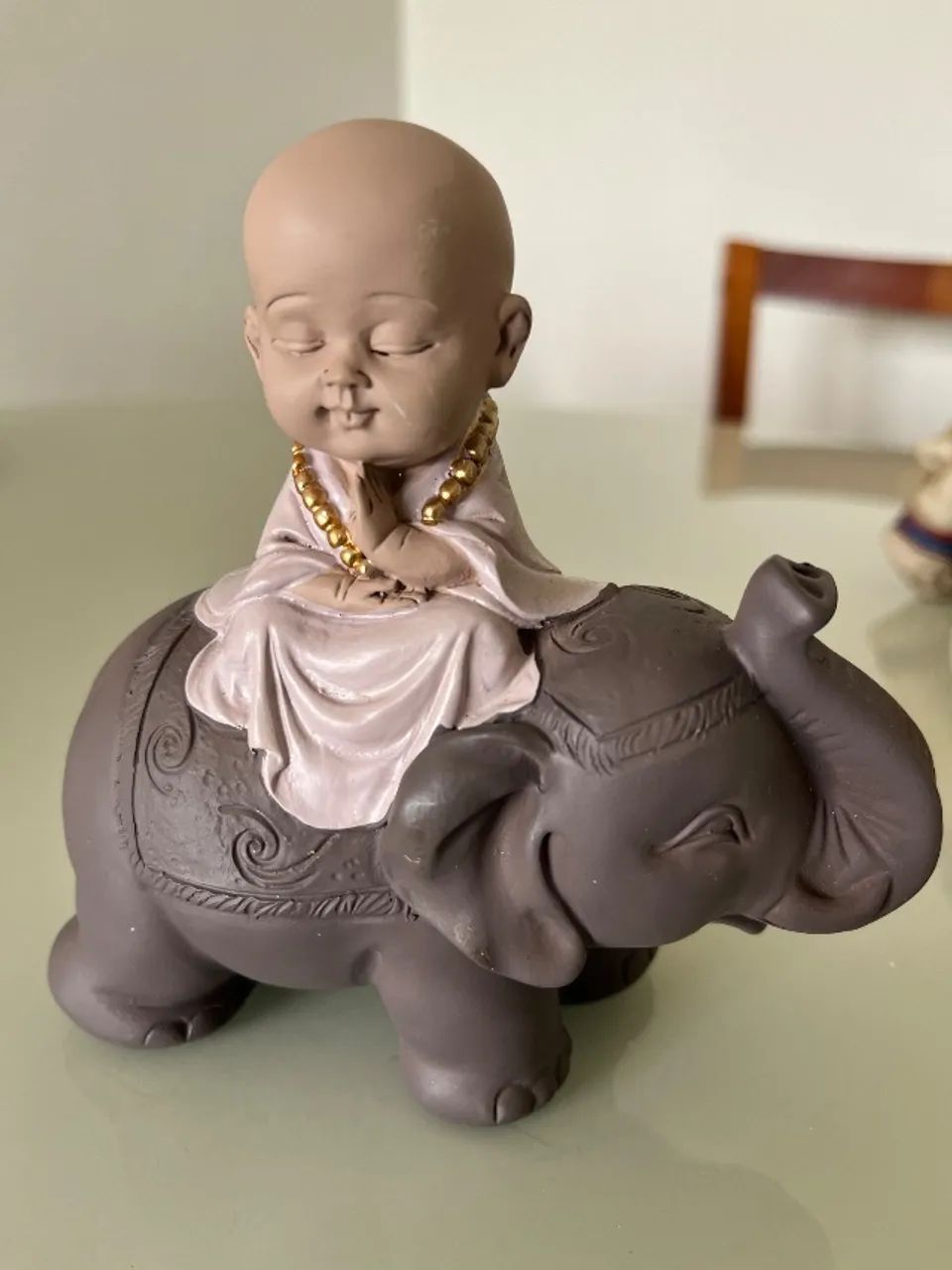 Buda lilás 