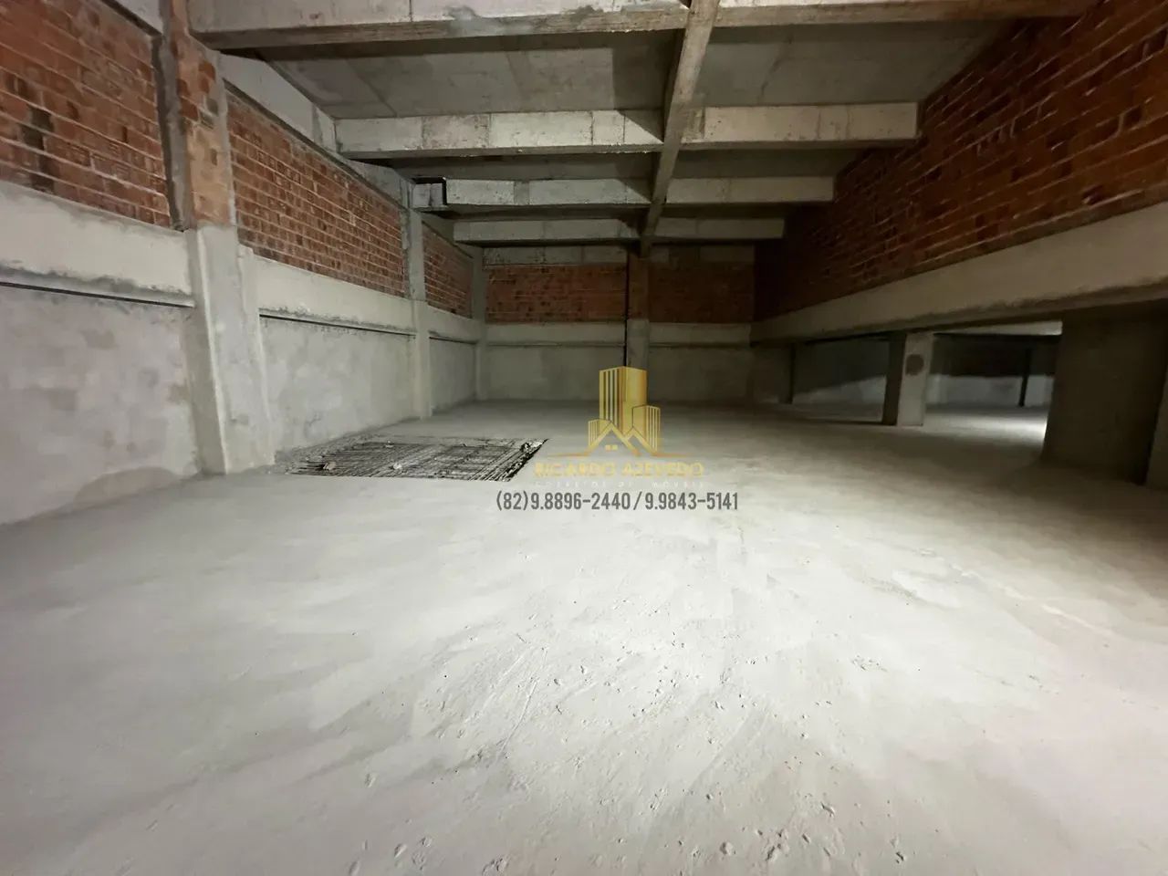 Prédio/edifício comercial à venda, são 4 andares com banheiros e elevadores - Foto 4