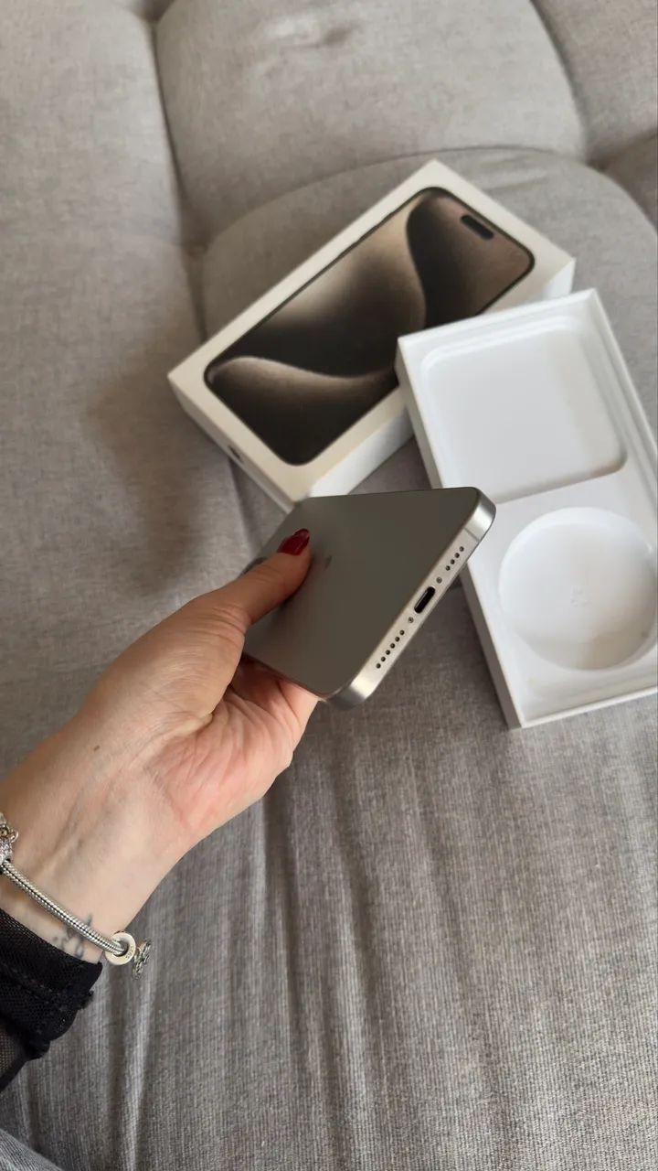 IPHONE 15 PRO MAX IMPECÁVEL  - Foto 5