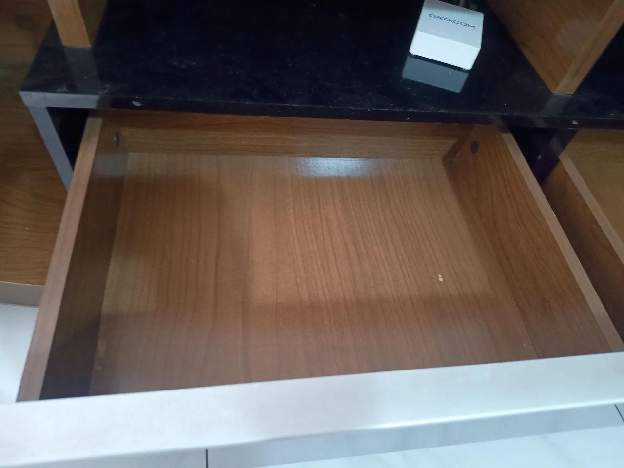 Lindo rack com gavetão e 4 vãos - Foto 5