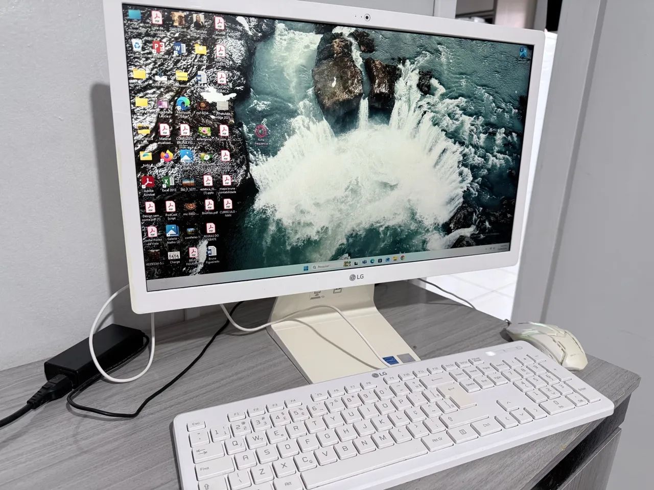 Vendo computador LG,em perfeito estado!