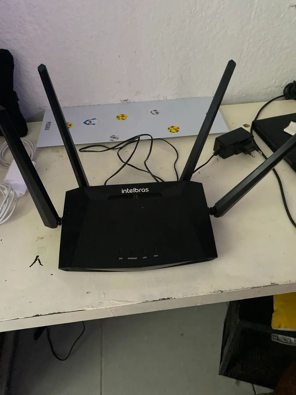 Roteador Intelbras Action RG 1200 + Fonte 
