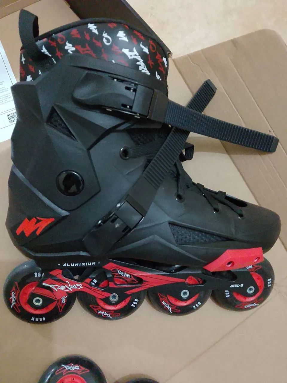 Patins Traxart Revolts (NOVO)  - 42/43