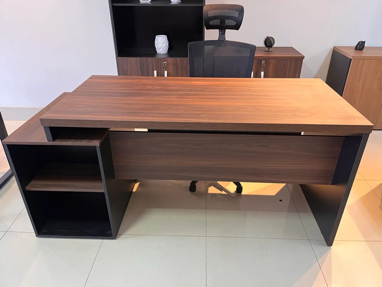 MESA DE ESCRITORIO LOJA IKONOFFICE 