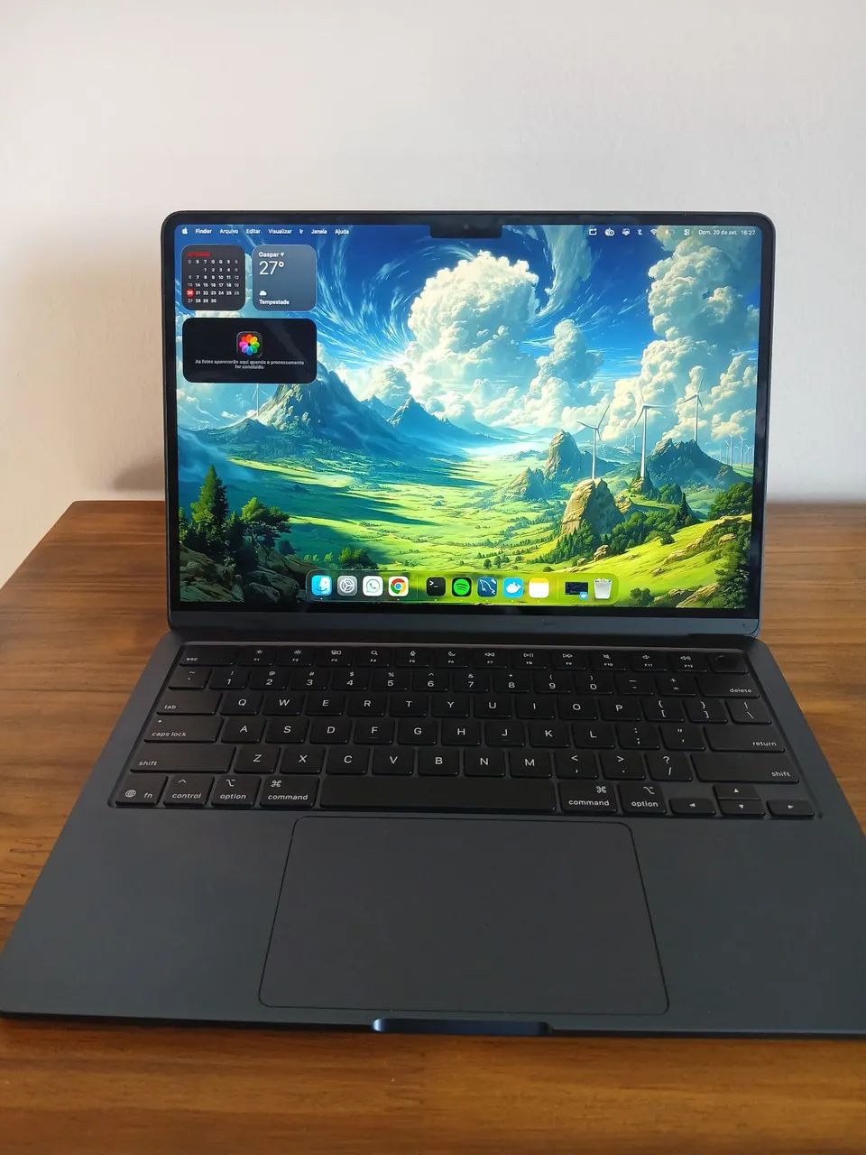 MacBook air 13 99% M4