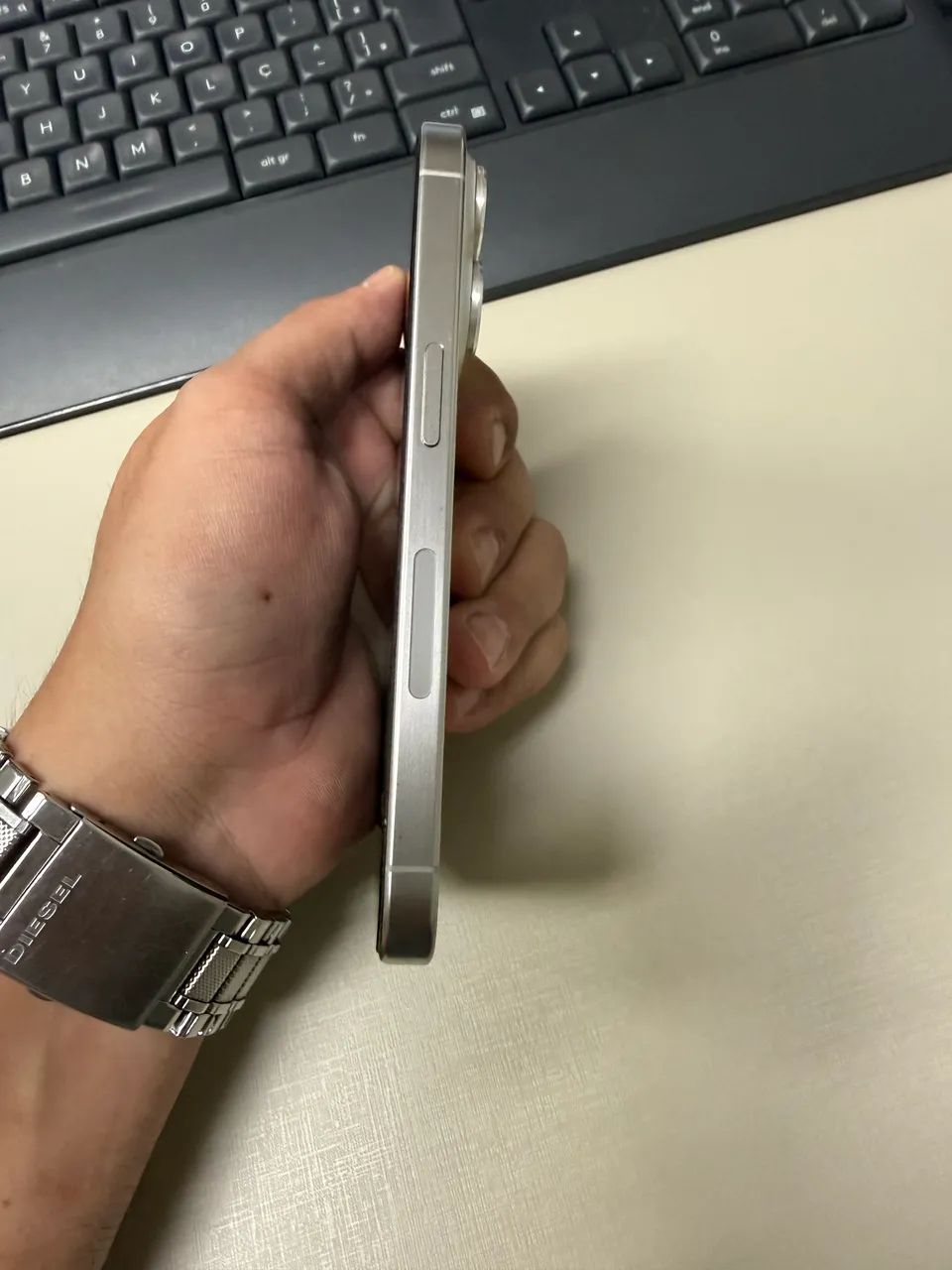 Iphone 15 Pro - 128GB - Foto 5