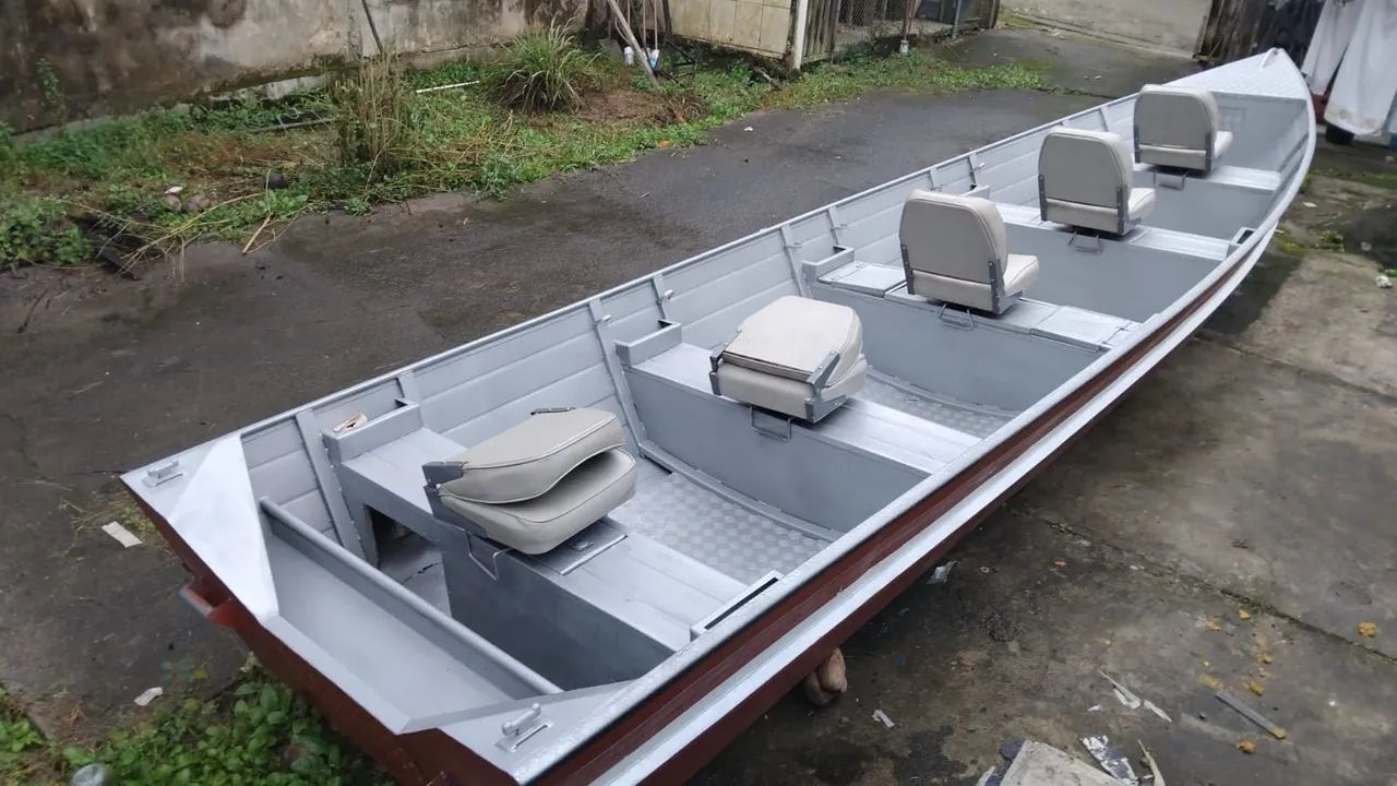 Barco de alumínio com motor de 50HP Mercury - Foto 3