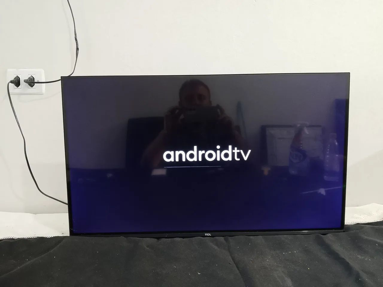Tv TCL Android smartv 32 polegadas. - Foto 2