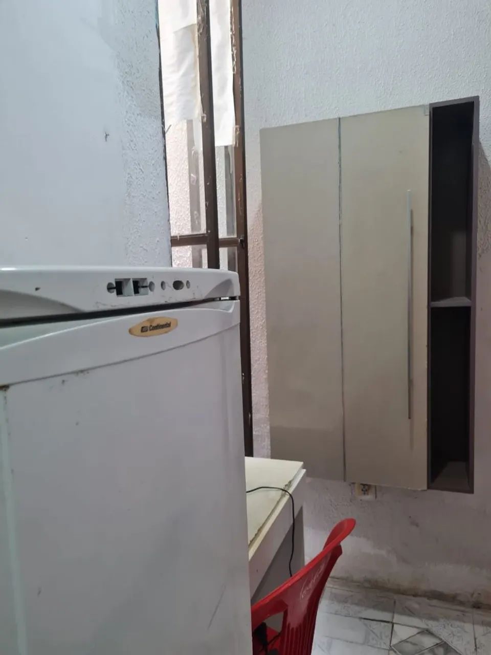 Aluga-se Kitnet para 1 morador mobiliado - Foto 2