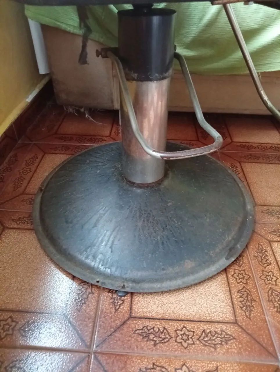 Cadeira de Cabeleireiro  - Foto 4