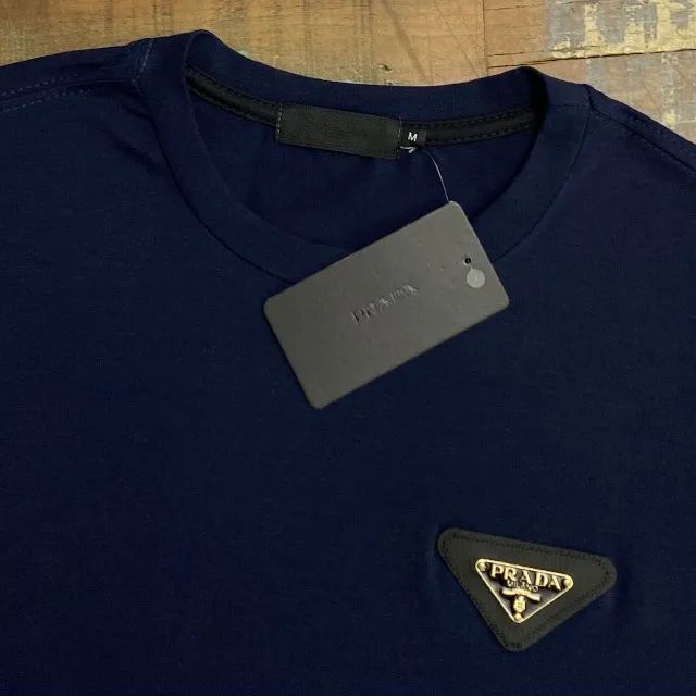 Camiseta Prada Azul Marinho. - Foto 4