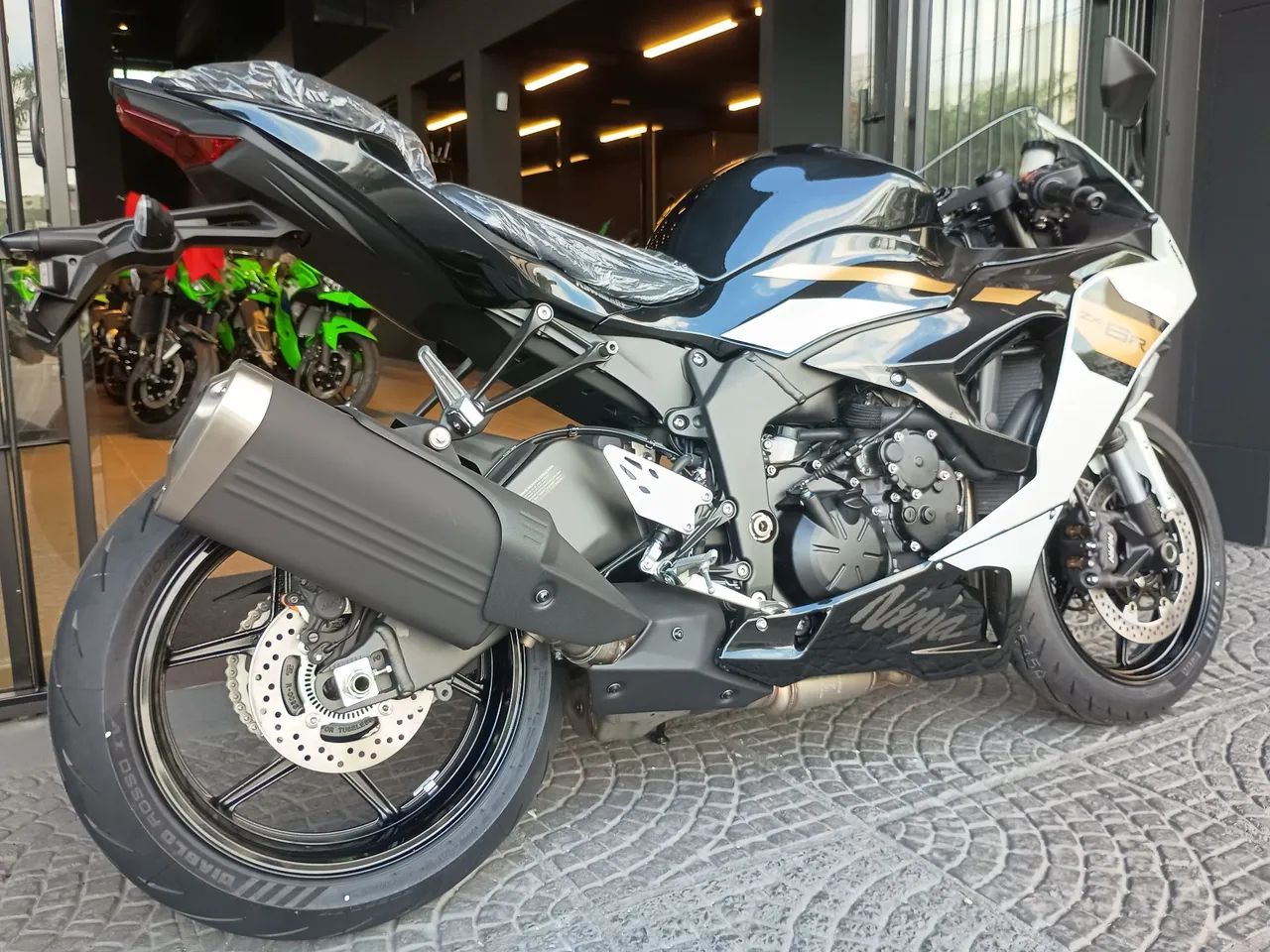 Kawasaki Zx-4rr 2026 - 1473759939 | OLX