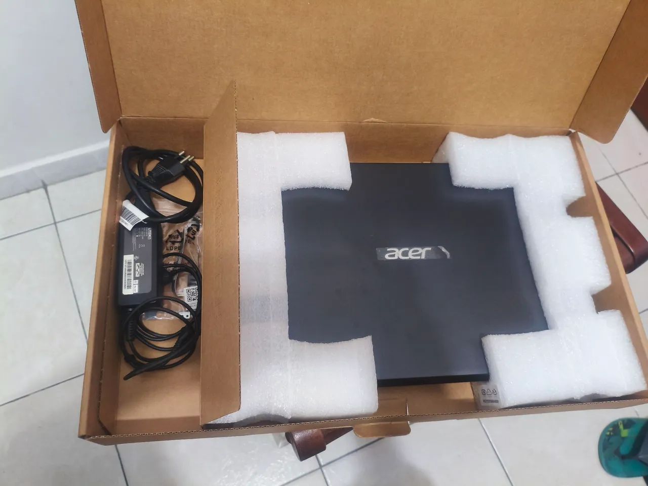 Notebook Acer Aspire 3 A315-34-C2BV | Pouquíssimo uso | Caixa original - Foto 3