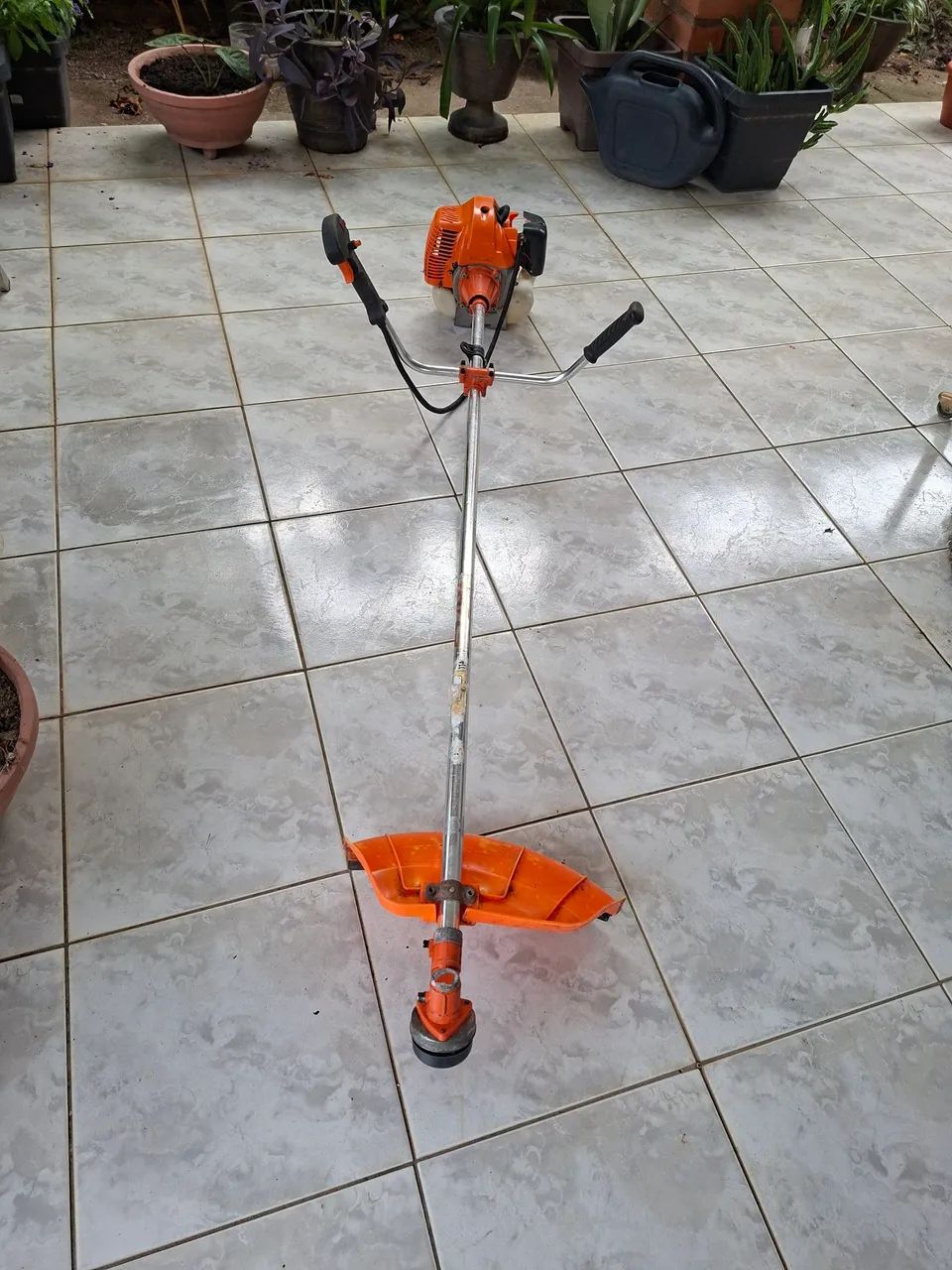 VENDE-SE ROÇADEIRA STHIL IMPORTADA FS-290 - Foto 2