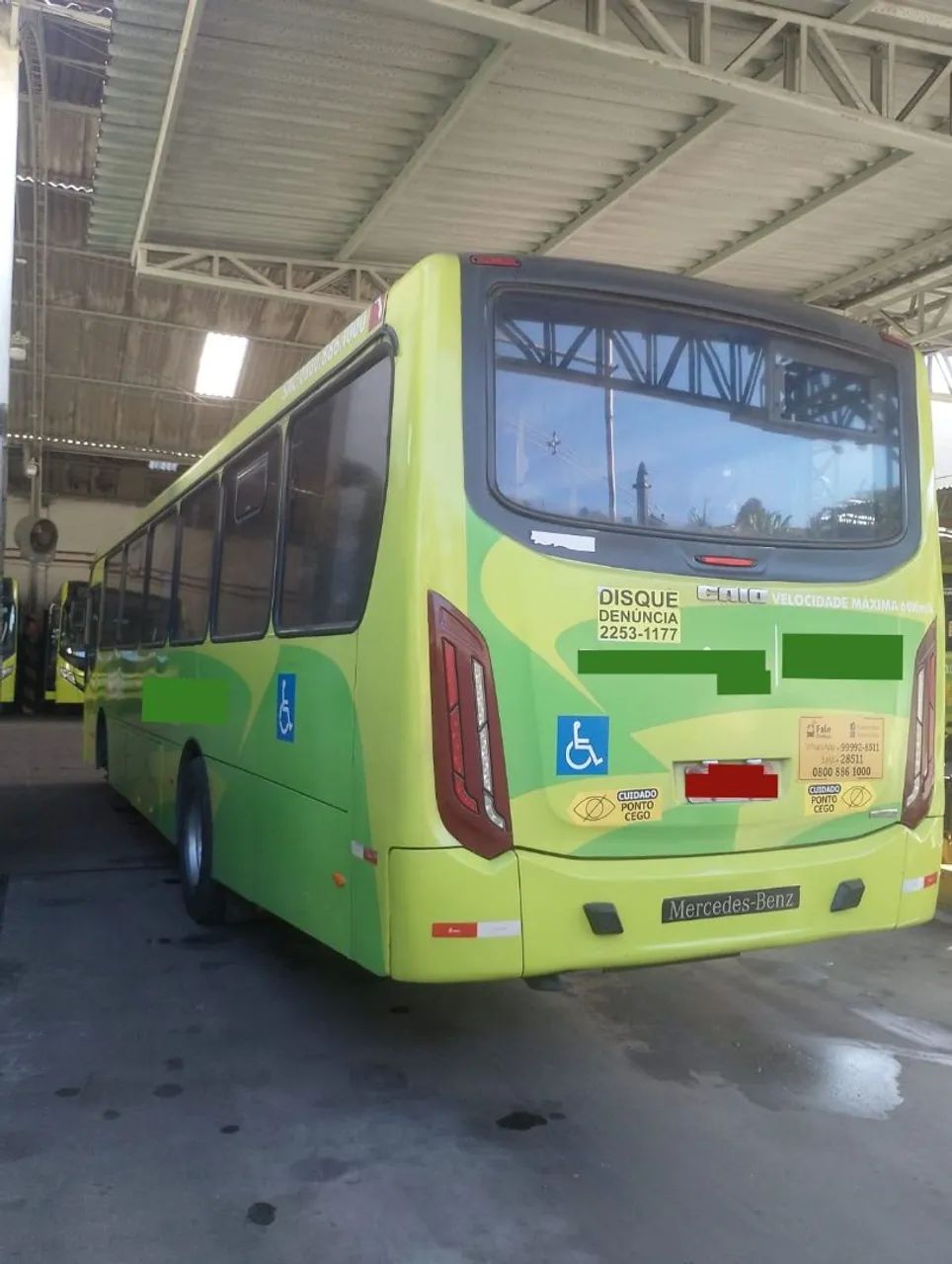 Caio Apache ano 2015 Mercedes 1519 com 37 lugares,ar condicionado  - Foto 3