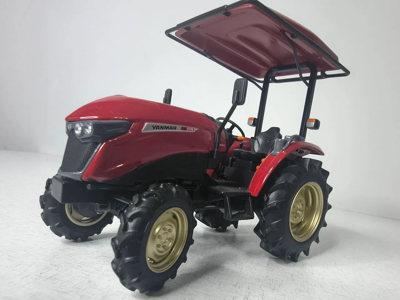 Miniatura Trator Yanmar YM357A  - Foto 5