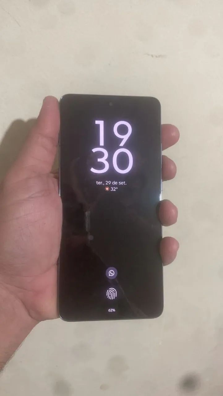 Moto Edge 70  - Foto 3