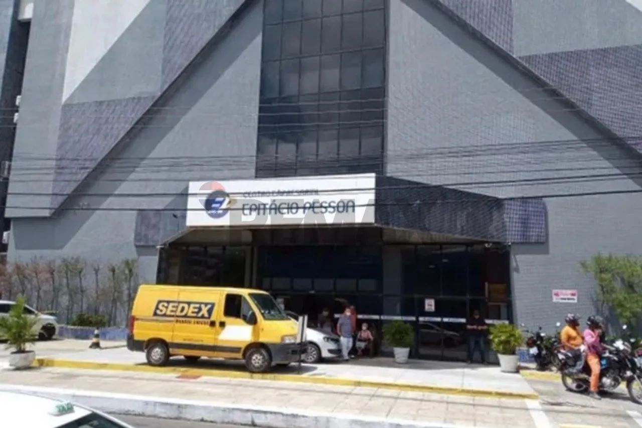 Sala Comercial Mobiliada de 80 m² na Av. Epitácio Pessoa - Foto 2