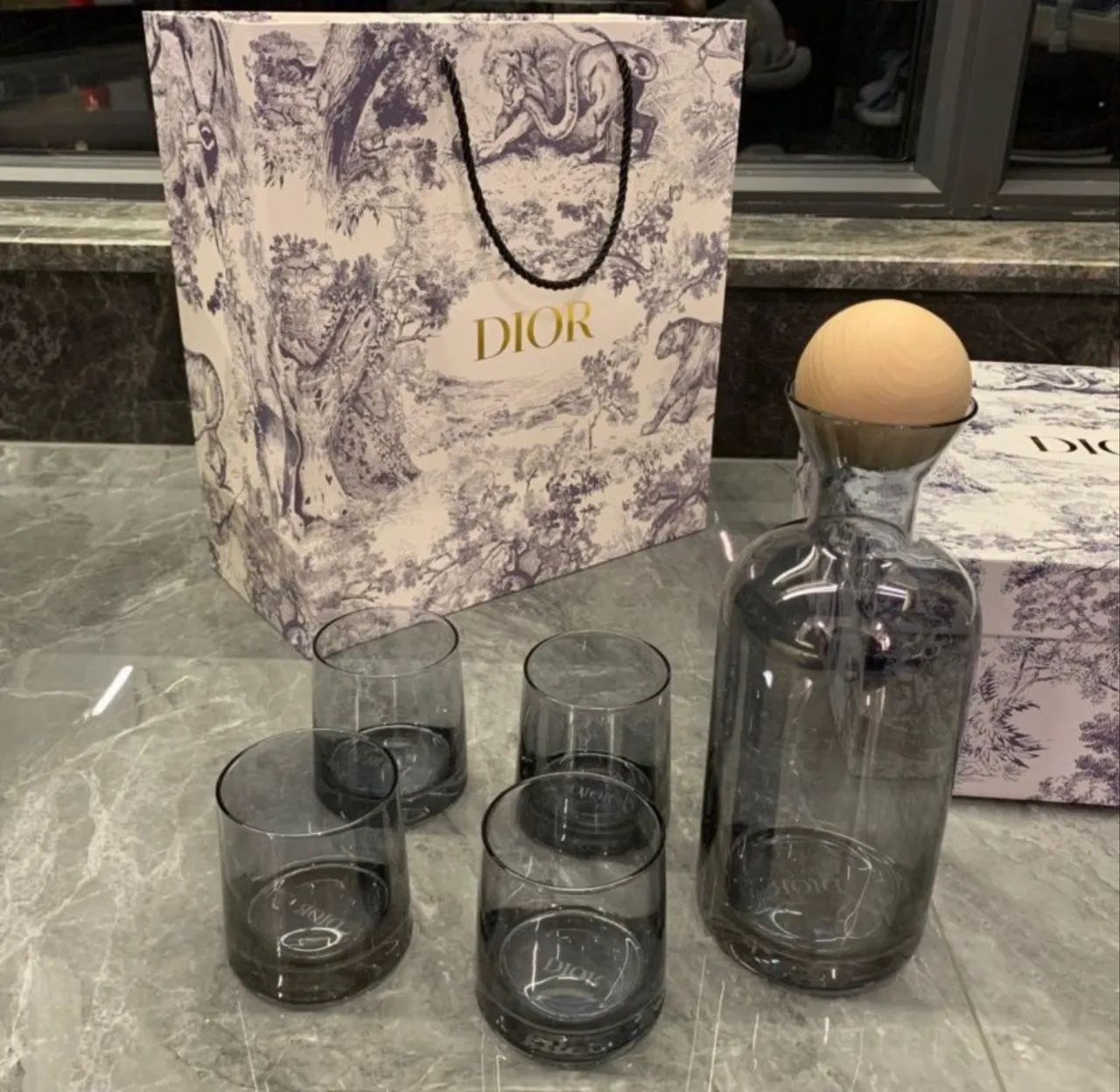Kit para Bar Dior