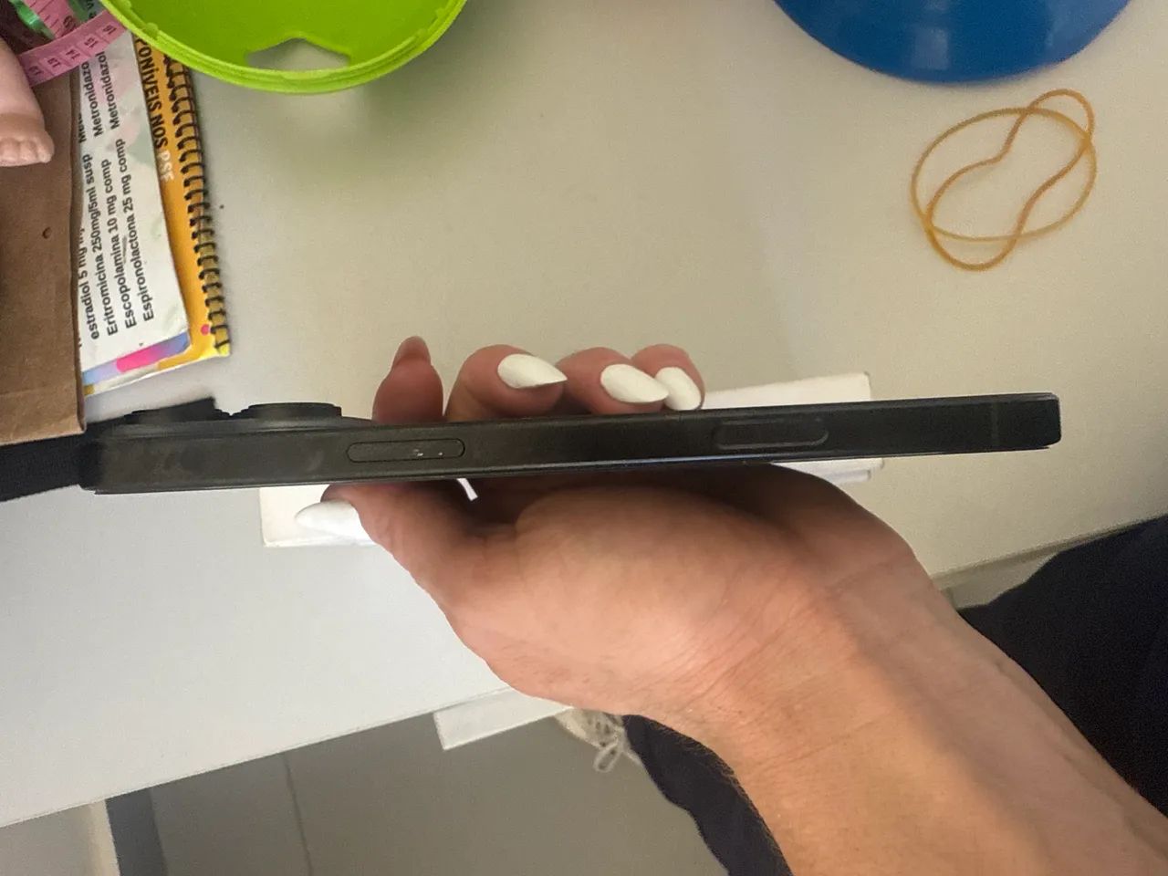 iPhone 16 Pro Max 256 GB - Excelente estado! - Foto 3