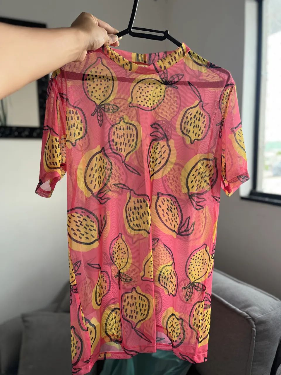Blusa de tule feminina 