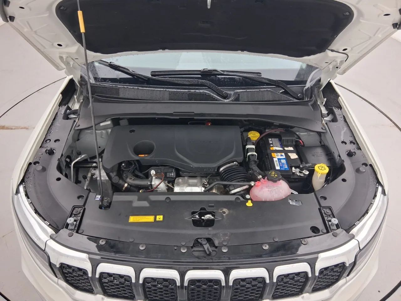 Jeep Commander Limited T270 1.3 TB Flex Aut., foto 10 de 18