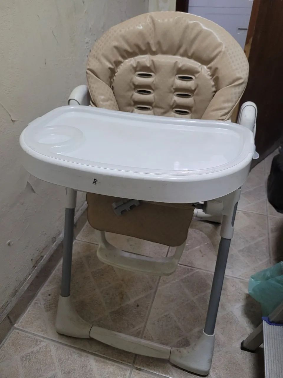 Cadeira alimentação  - Foto 4