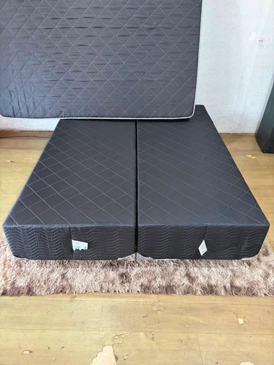 Cama Box casal Quenn size bem conservada ((ENTREGO GRATIS)) - Foto 5