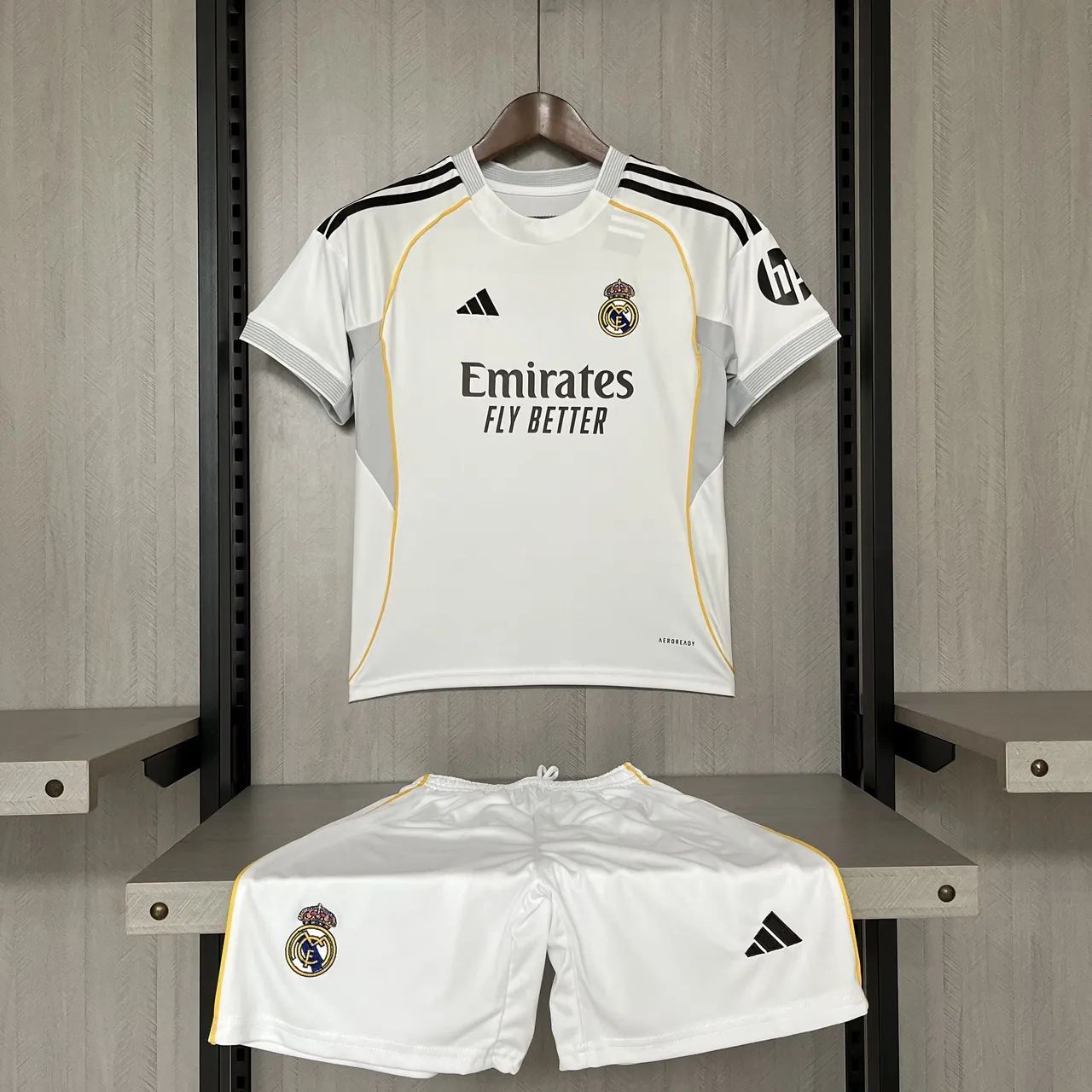 Conjunto Camisa + Short Infantil/juvenil Real Madrid I 25/26 2 a 13 Anos