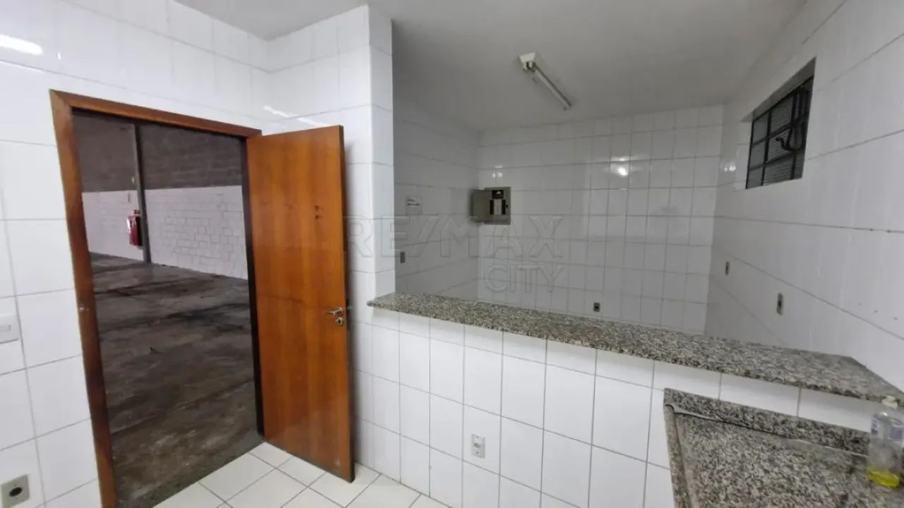 Galpão Comercial para Locação Com 736m² - Foto 4
