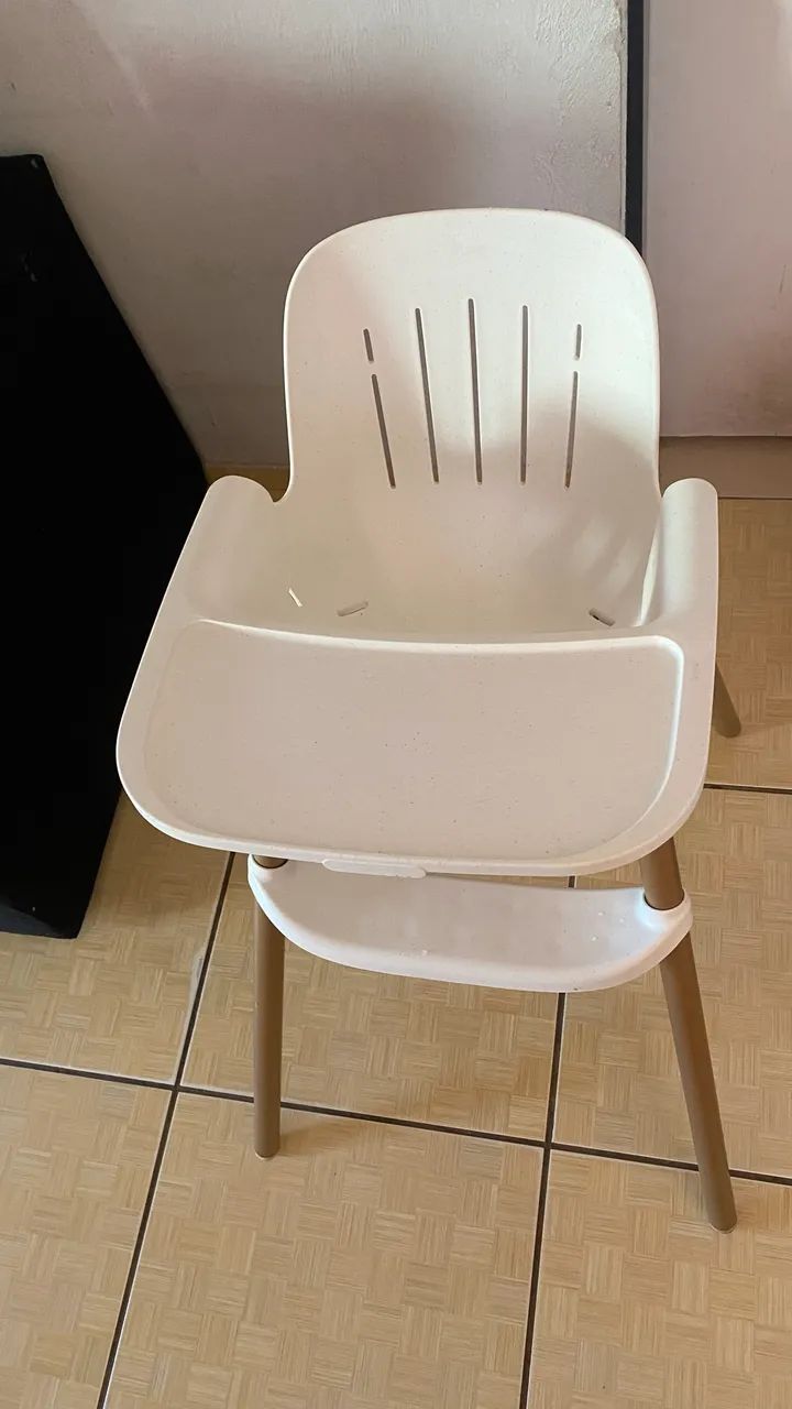 Cadeira de alimentação  - Foto 2
