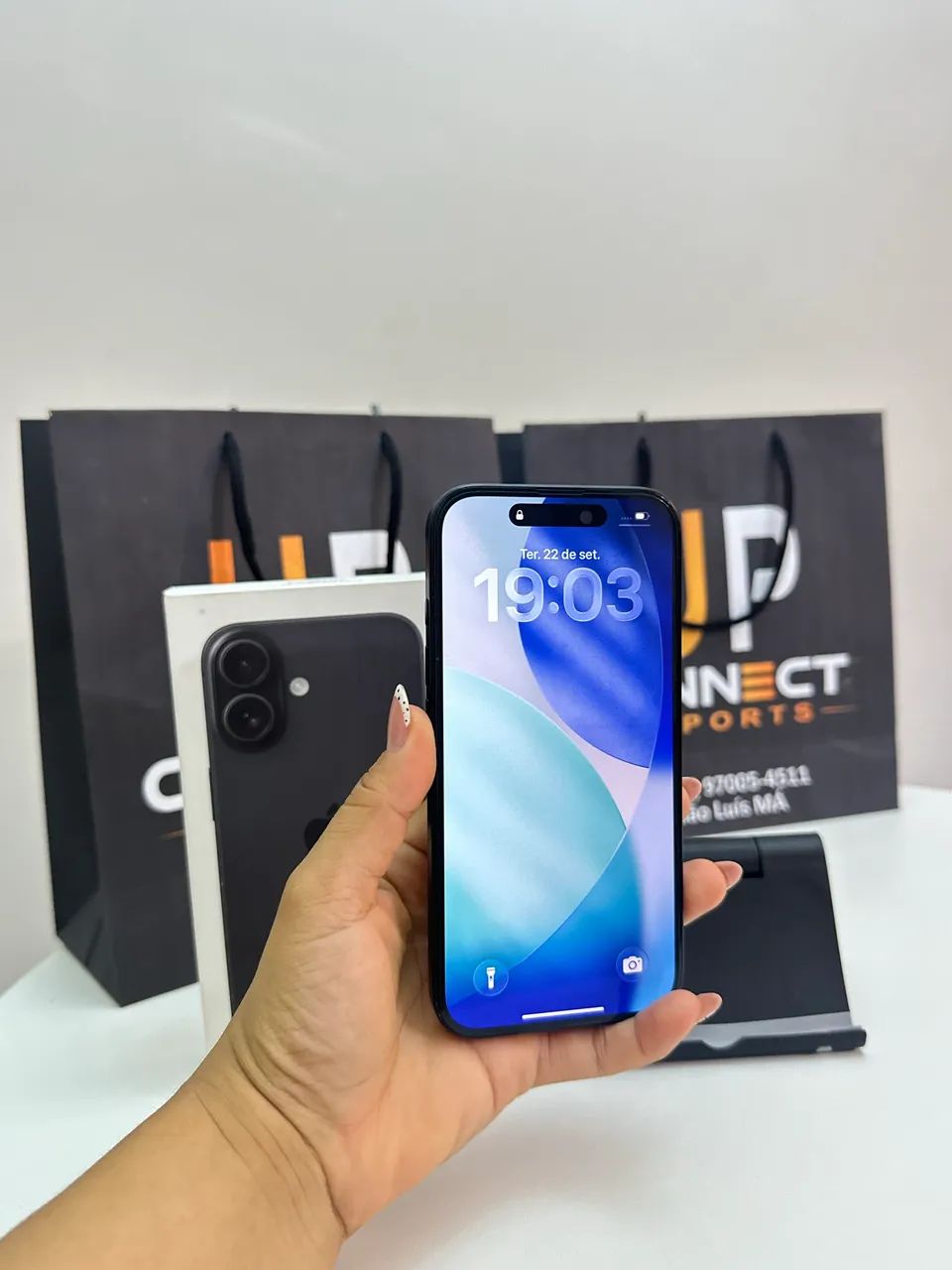 iPhone 16 com caixa 