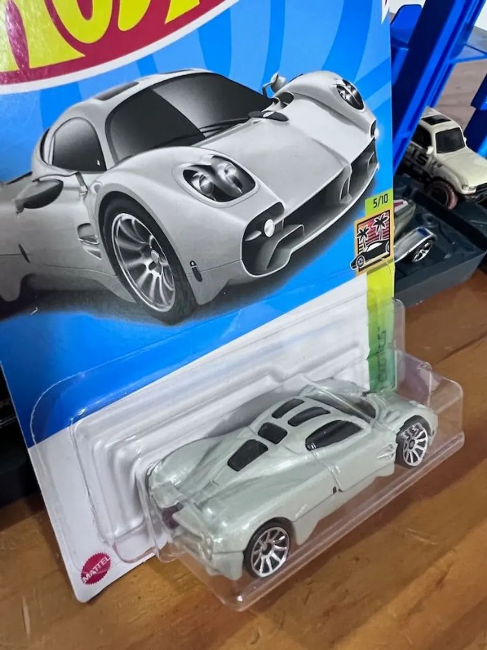 Miniatura Hot Wheels Pagani Utopia - Foto 4