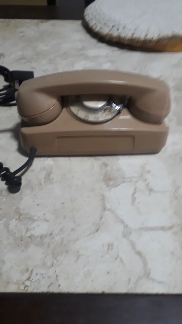 Telefone a disco antigo