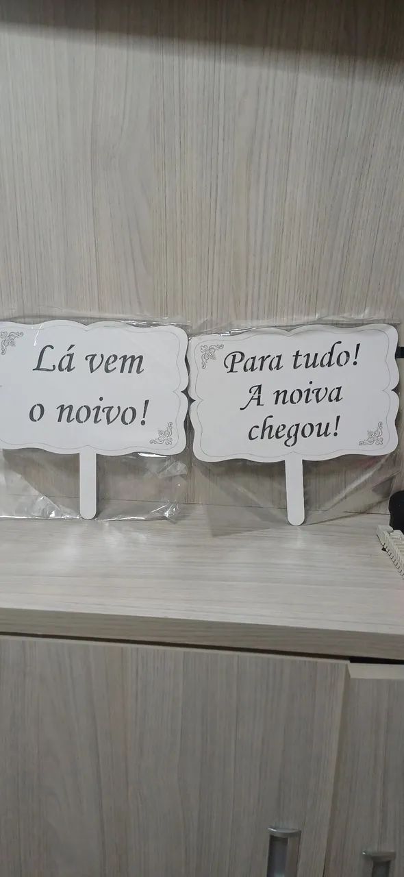 2 plaquinhas ee casamento noivo e noiva - Foto 4