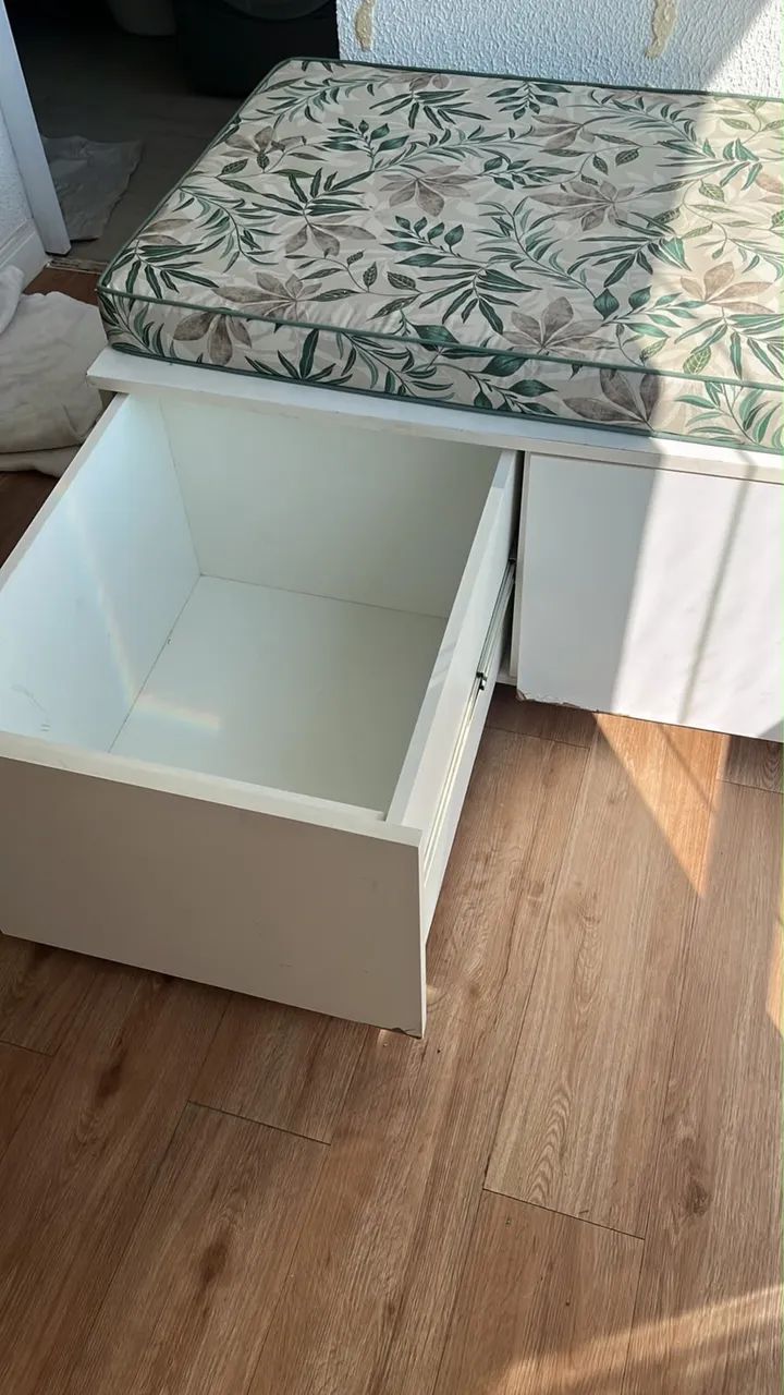 Banco Madeira (MDF) com gaveteiro e futon 110x72 - Foto 2